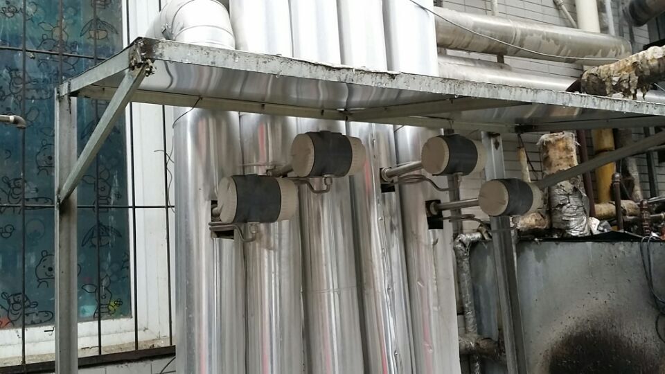 威遠(yuǎn)渦街流量計(jì)-武漢某服裝廠調(diào)試現(xiàn)場(chǎng)